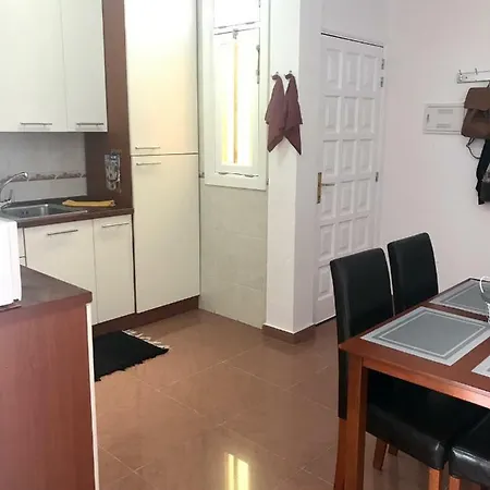 Island Village Terrace Apartment *