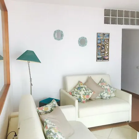 Island Village Terrace Apartment *